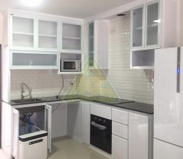 ชุดครัวบิวอิน อลูมิเนียม ออกแบบ ทำตามพื้นที่